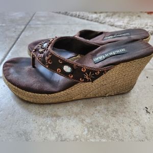 Anchor Blue brown sandals Size 7